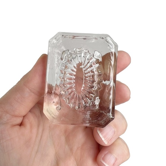 Lot of 2 Vintage Clear Glass Open Salt Cellars Wood Log & Rectangle Tub - Picture 10 of 15